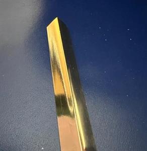 ANGOLARE LISCIO GOLD IN PVC MIS.20X20X2700mm