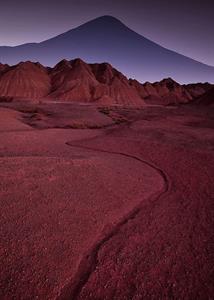 FOTOMURALE INTO ADVENTURE RED MOUNTAIN DESERT MIS.200X280CM