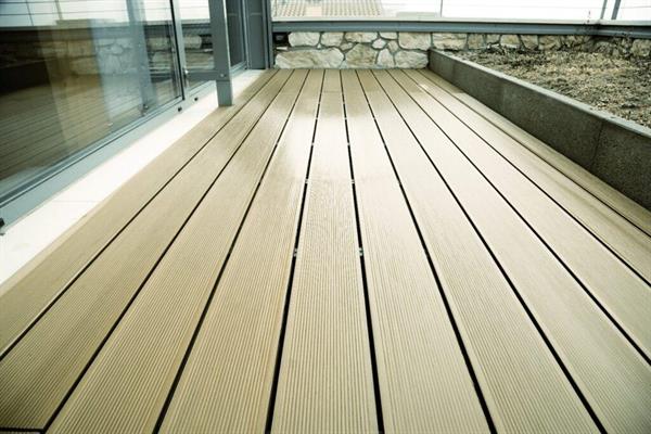 PAVIMENTO EST.143MM TAVOLA PIENA.22MM BEIGE CON STRUT.ALLUMINIO