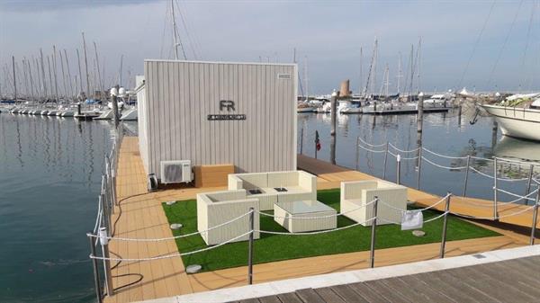 RIVEST.E PARETI BEIGE CON FORO.H45MM.L55CM+STRU.FERRO ZINCATO