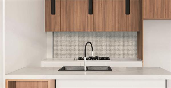 PANNELLO MARMI& PVC AUTOESTINGUENTE MOSAICO TORTORA 48,5X68,5CM